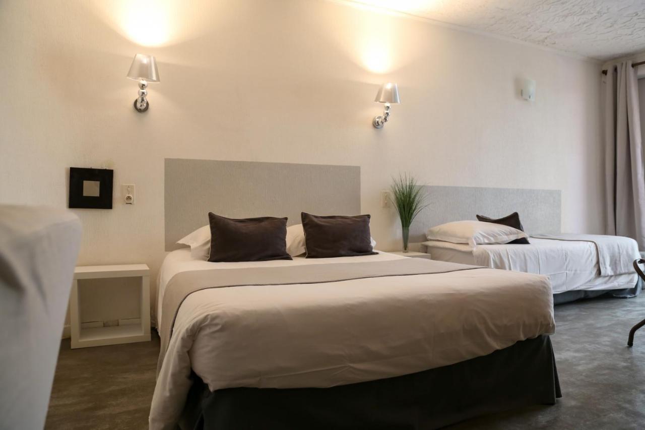 Lou Cigaloun Hotel Saint-Antonin-du-Var Bagian luar foto